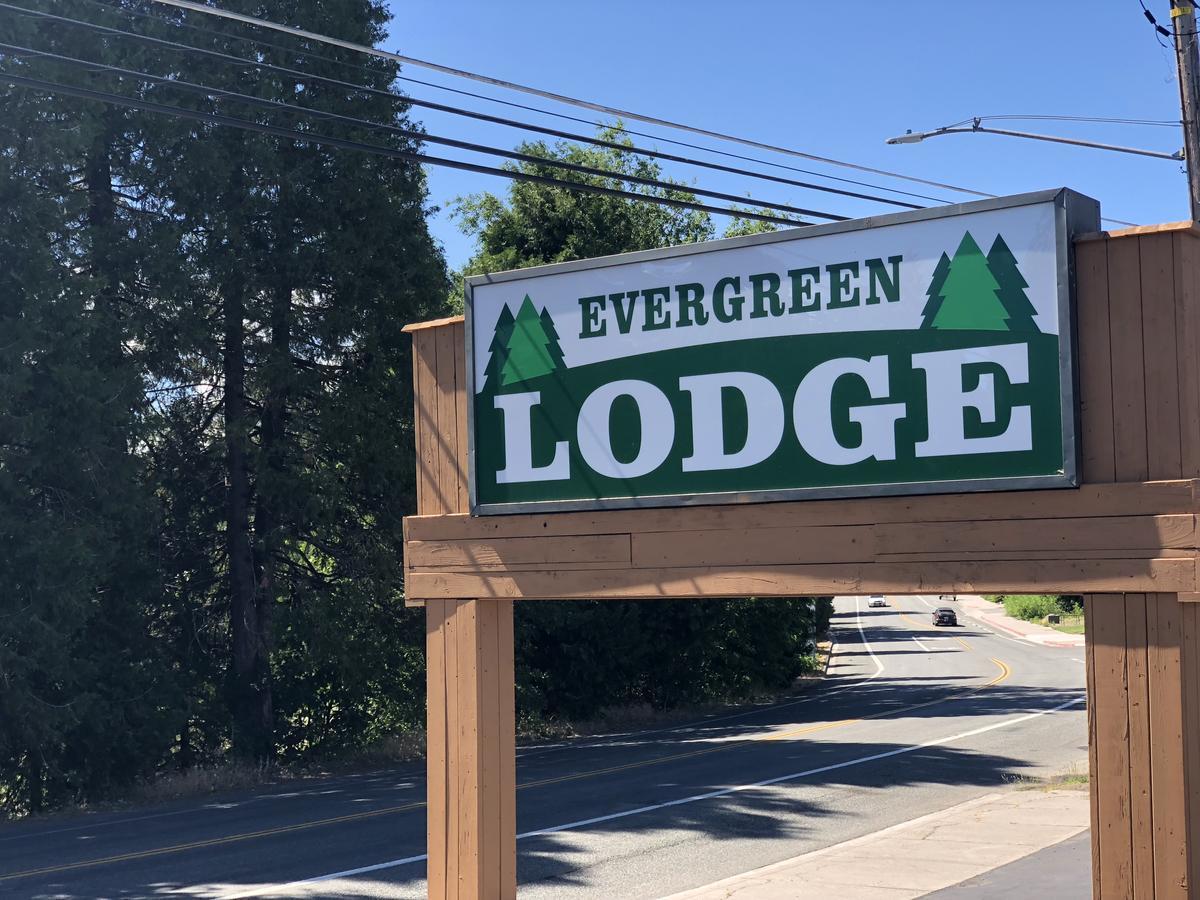 Evergreen Lodge Mount Shasta Exterior foto